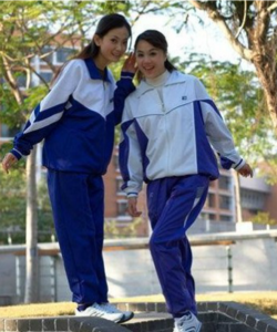 学生服
